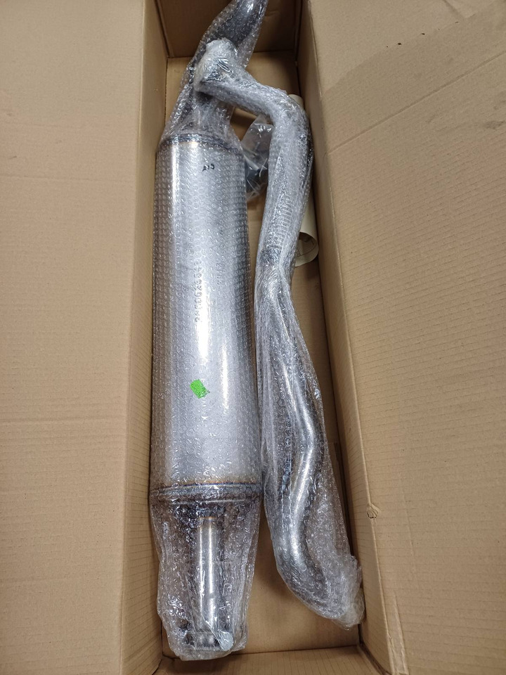 CARRIER CARRIER - Kipufogórendszer - Pótkocsi: 1 kép. CARRIER CARRIER - Kipufogórendszer - Pótkocsi: 1 kép.