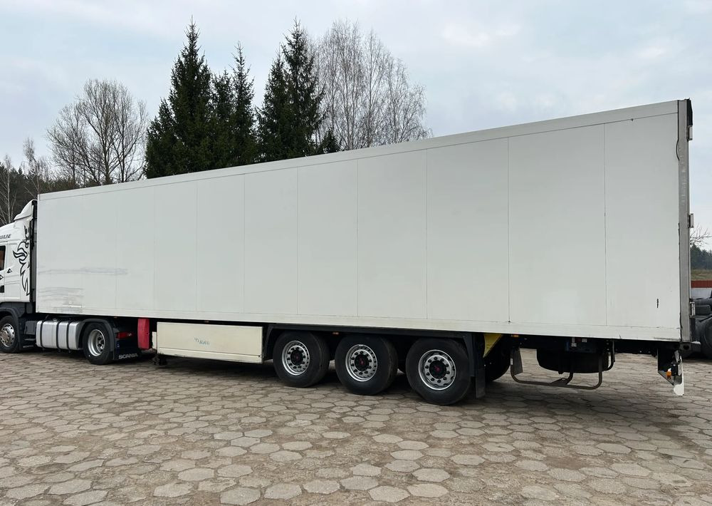 Krone CARRIER VECTOR 1550 / GRUBA ŚCIANA 7 CM / NOWE OPONY / 2017 ROK !! - Félpótkocsi hűtős: 5 kép. Krone CARRIER VECTOR 1550 / GRUBA ŚCIANA 7 CM / NOWE OPONY / 2017 ROK !! - Félpótkocsi hűtős: 5 kép.