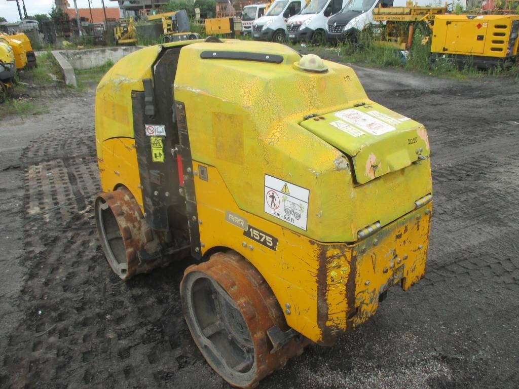 Ammann ARR 1575 - Úthenger: 4 kép. Ammann ARR 1575 - Úthenger: 4 kép.