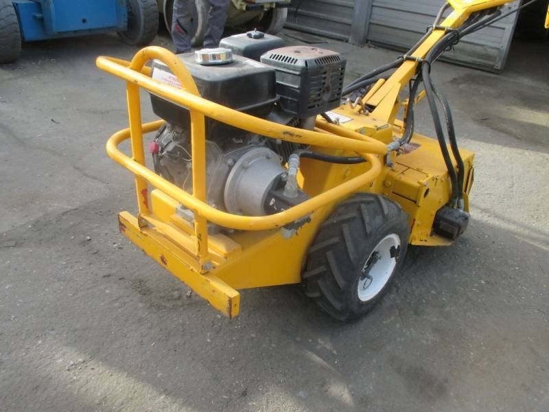 Rotációs kapa Barreto 1320H: 7 kép. Rotációs kapa Barreto 1320H: 7 kép.