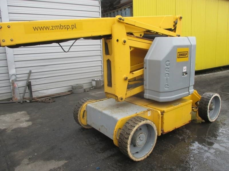 Genie Z 34/22 N - Személyemelő: 2 kép. Genie Z 34/22 N - Személyemelő: 2 kép.