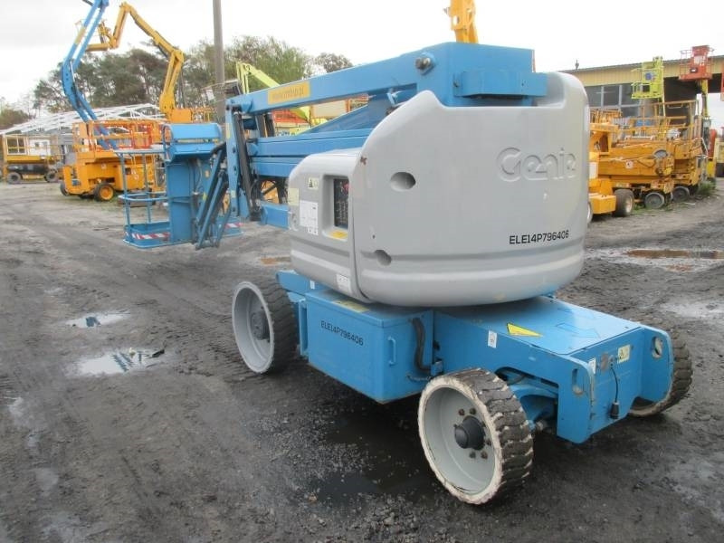 Genie Z 40/23 N RJ - Személyemelő: 5 kép. Genie Z 40/23 N RJ - Személyemelő: 5 kép.