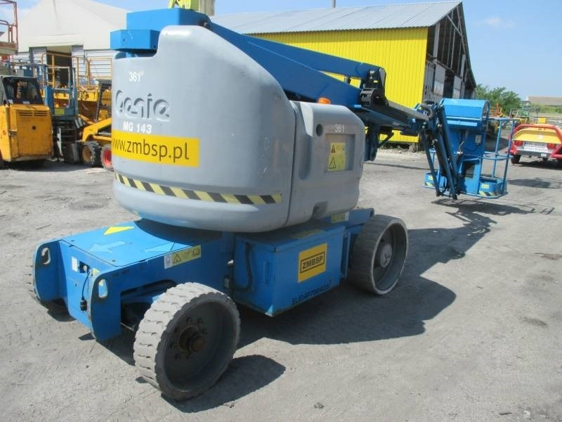 Személyemelő Genie Z 40/23 N RJ: 11 kép.