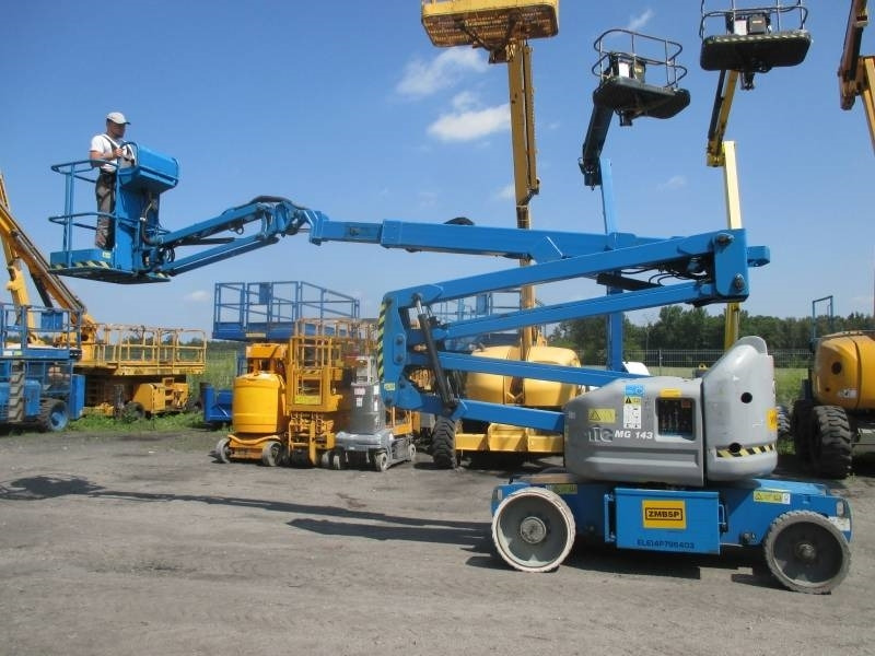 Genie Z 40/23 N RJ - Személyemelő: 1 kép. Genie Z 40/23 N RJ - Személyemelő: 1 kép.