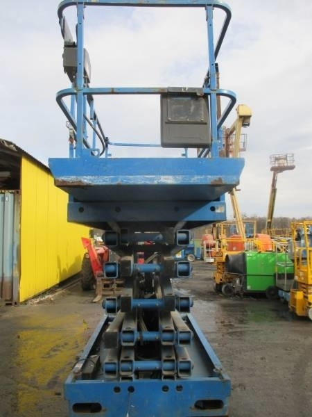 Haulotte Compact 14  - Ollós emelő: 3 kép. Haulotte Compact 14  - Ollós emelő: 3 kép.