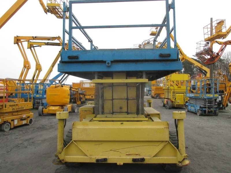 Holland Lift B 165 DL 24 - Ollós emelő: 4 kép. Holland Lift B 165 DL 24 - Ollós emelő: 4 kép.