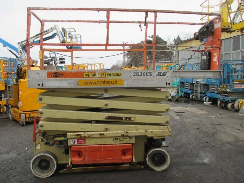 JLG 2630 ES - Ollós emelő: 5 kép. JLG 2630 ES - Ollós emelő: 5 kép.