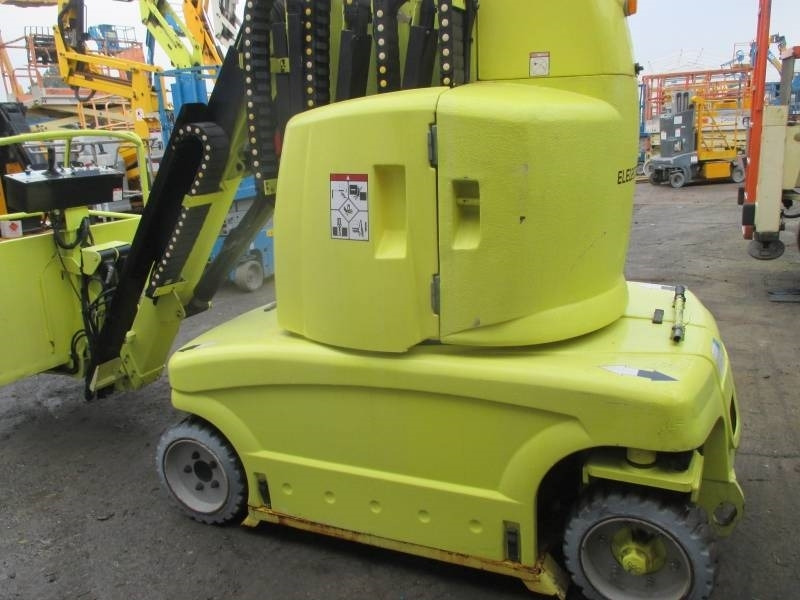 JLG Toucan 1210 - Személyemelő: 4 kép. JLG Toucan 1210 - Személyemelő: 4 kép.
