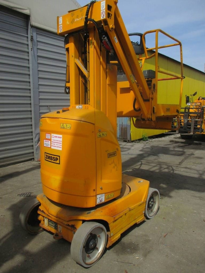JLG Toucan 8 E - Oszlopos személyemelő: 2 kép. JLG Toucan 8 E - Oszlopos személyemelő: 2 kép.