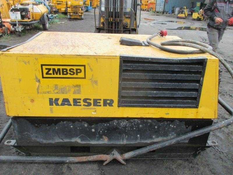 Kaeser M 34 E - Légkompresszor: 2 kép. Kaeser M 34 E - Légkompresszor: 2 kép.