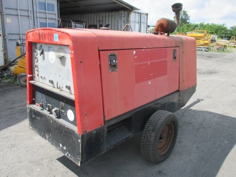 Lincoln E 500 S - Hegesztőberendezés: 3 kép. Lincoln E 500 S - Hegesztőberendezés: 3 kép.