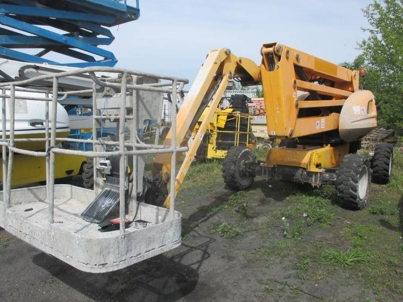 Manitou 160 ATJ  - Személyemelő: 3 kép. Manitou 160 ATJ  - Személyemelő: 3 kép.