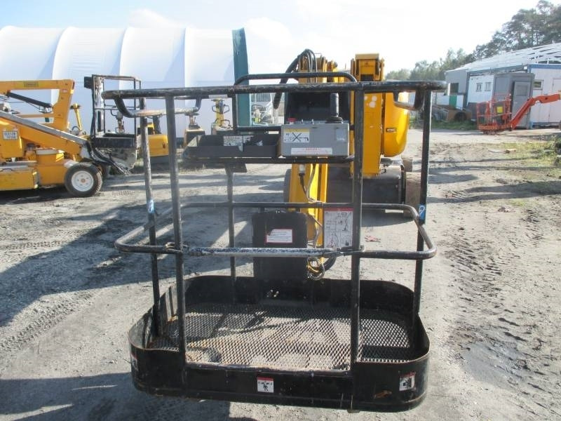Manitou 170 AETJ - Személyemelő: 5 kép. Manitou 170 AETJ - Személyemelő: 5 kép.