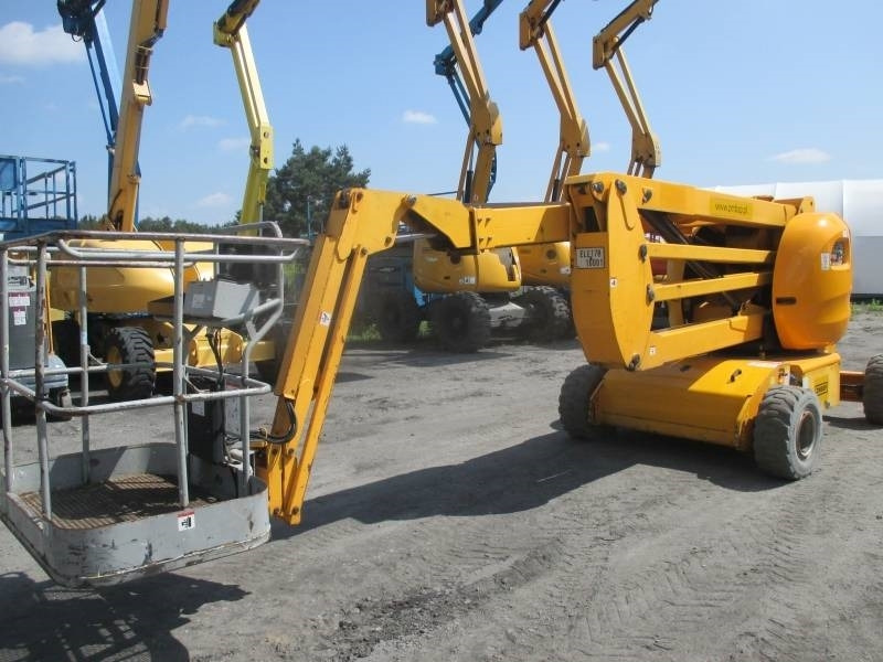 Manitou 170AETJ  - Személyemelő: 4 kép. Manitou 170AETJ  - Személyemelő: 4 kép.