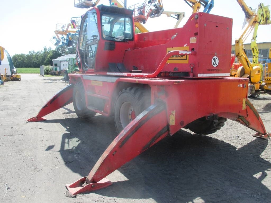 Merlo Roto 45.19 - Teleszkópos rakodó: 5 kép. Merlo Roto 45.19 - Teleszkópos rakodó: 5 kép.