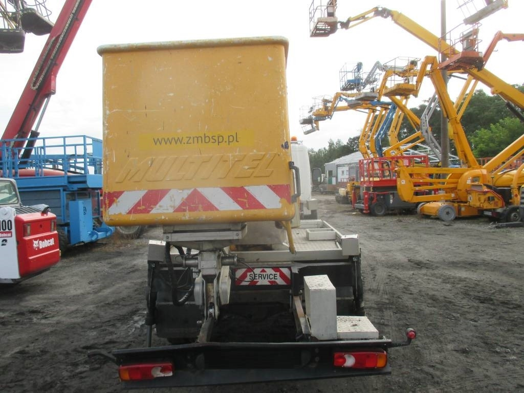Multitel MX 170 - Emelőkosaras teherautó: 4 kép. Multitel MX 170 - Emelőkosaras teherautó: 4 kép.