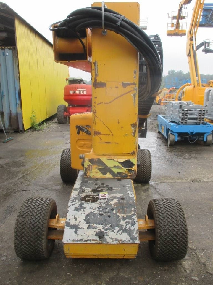Niftylift HR 12 N E - Személyemelő: 4 kép. Niftylift HR 12 N E - Személyemelő: 4 kép.