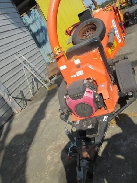 Timberwolf TW125PH - Faaprító: 3 kép. Timberwolf TW125PH - Faaprító: 3 kép.