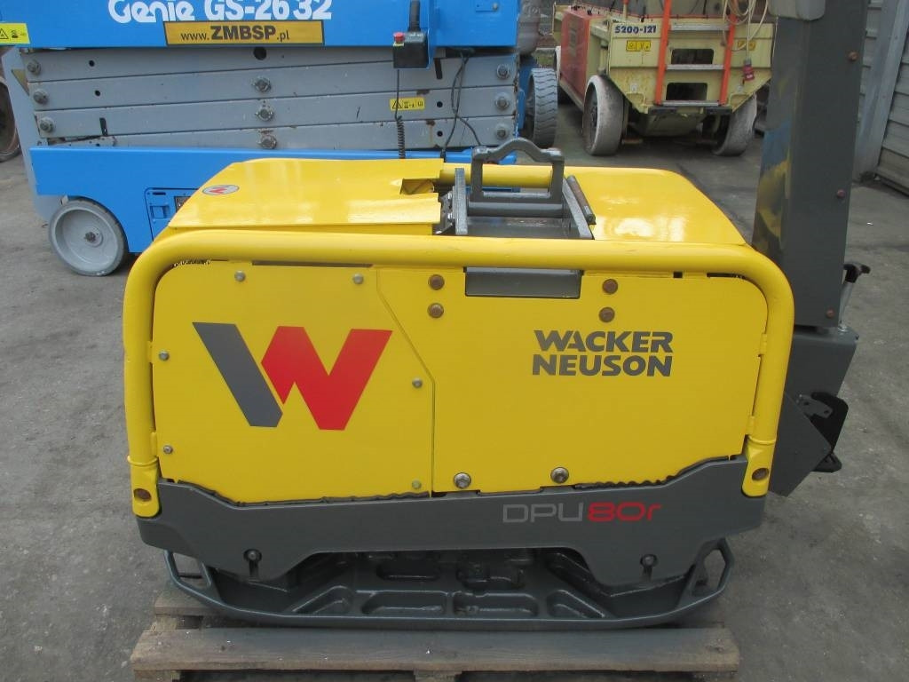 Wacker Neuson DPU80 LEM670 - Talajtömörítő: 1 kép. Wacker Neuson DPU80 LEM670 - Talajtömörítő: 1 kép.