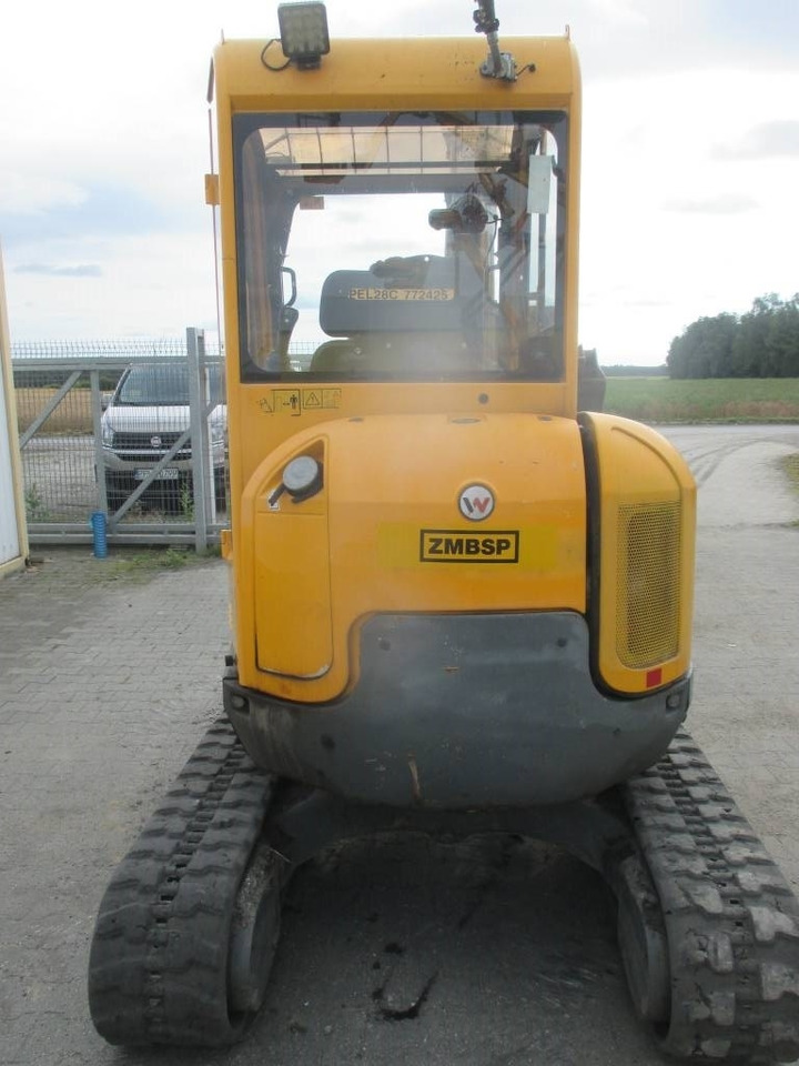 Wacker Neuson EZ 28 - Minikotró: 3 kép. Wacker Neuson EZ 28 - Minikotró: 3 kép.