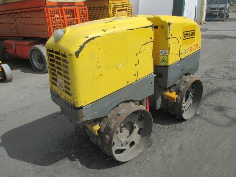 Wacker Neuson RTLX-SC 3 - Úthenger: 2 kép. Wacker Neuson RTLX-SC 3 - Úthenger: 2 kép.