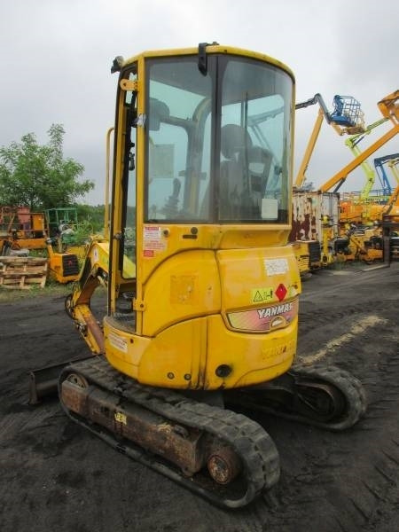 Yanmar Vio 20-4 - Minikotró: 4 kép. Yanmar Vio 20-4 - Minikotró: 4 kép.