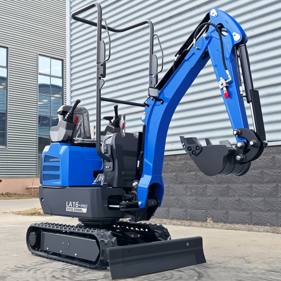 LEZUM LA16Pro Mini Excavator Kubota Euro 5/Epa Engine Mini Excavator For Sale - Minikotró: 1 kép. LEZUM LA16Pro Mini Excavator Kubota Euro 5/Epa Engine Mini Excavator For Sale - Minikotró: 1 kép.