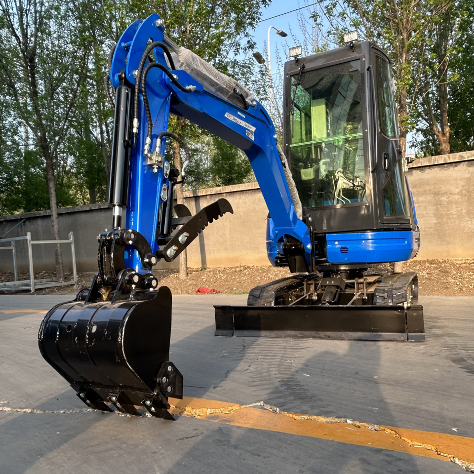 LADYS DY25U Mini Excavator Euro 5/Epa Engine Kubota Mini Excavator For Sale - Minikotró: 3 kép. LADYS DY25U Mini Excavator Euro 5/Epa Engine Kubota Mini Excavator For Sale - Minikotró: 3 kép.