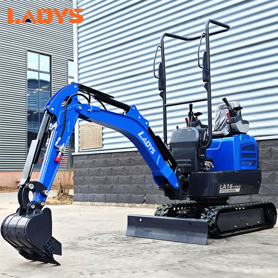LADYS LA16Pro Mini Excavator Digger Miniexcavadora EPA Kubota Engine Mini Excavator For Sale With Mini Excavator Attachment Set - Minikotró: 4 kép. LADYS LA16Pro Mini Excavator Digger Miniexcavadora EPA Kubota Engine Mini Excavator For Sale With Mini Excavator Attachment Set - Minikotró: 4 kép.