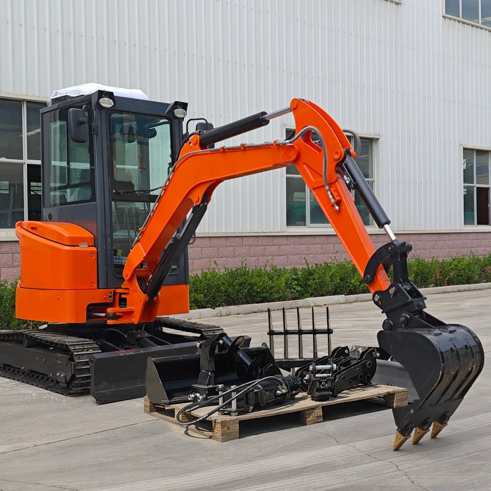 LEZUM Free Shipping Mini Excavator Bagger Pelle Miniexcavadora 1 2 3.5 Ton CE/EPA/EURO 5 Kubota Engine Diesel/Electric Mini Excavators For Sale - Lánctalpas kotró: 1 kép. LEZUM Free Shipping Mini Excavator Bagger Pelle Miniexcavadora 1 2 3.5 Ton CE/EPA/EURO 5 Kubota Engine Diesel/Electric Mini Excavators For Sale - Lánctalpas kotró: 1 kép.