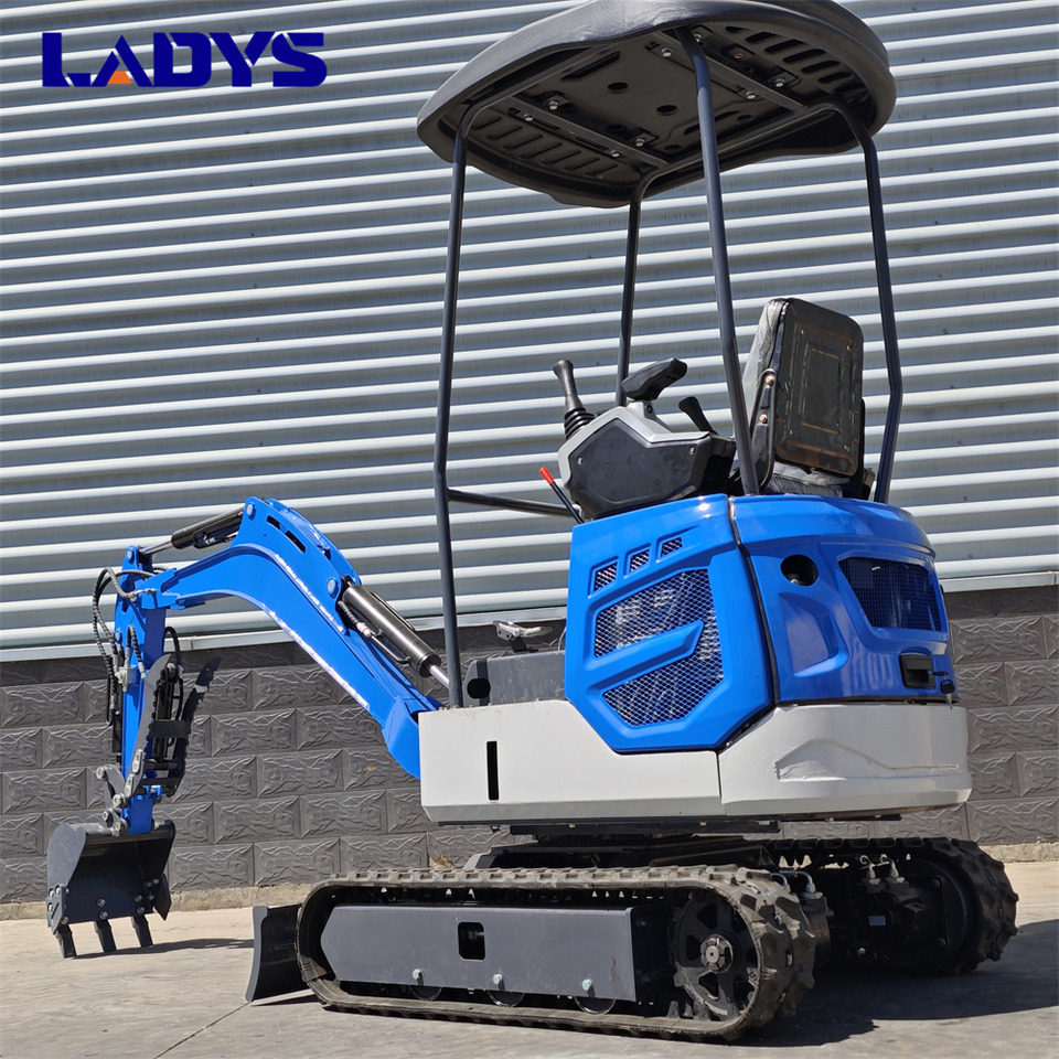 LADYS DY18Mini Excavator Digger Miniexcavadora EPA Kubota Engine Mini Excavator For Sale With Mini Excavator Attachment Set - Lánctalpas kotró: 3 kép. LADYS DY18Mini Excavator Digger Miniexcavadora EPA Kubota Engine Mini Excavator For Sale With Mini Excavator Attachment Set - Lánctalpas kotró: 3 kép.