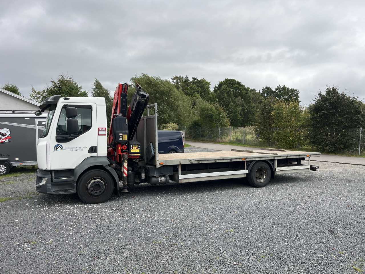 RENAULT D 16 - Darus autó: 4 kép. RENAULT D 16 - Darus autó: 4 kép.