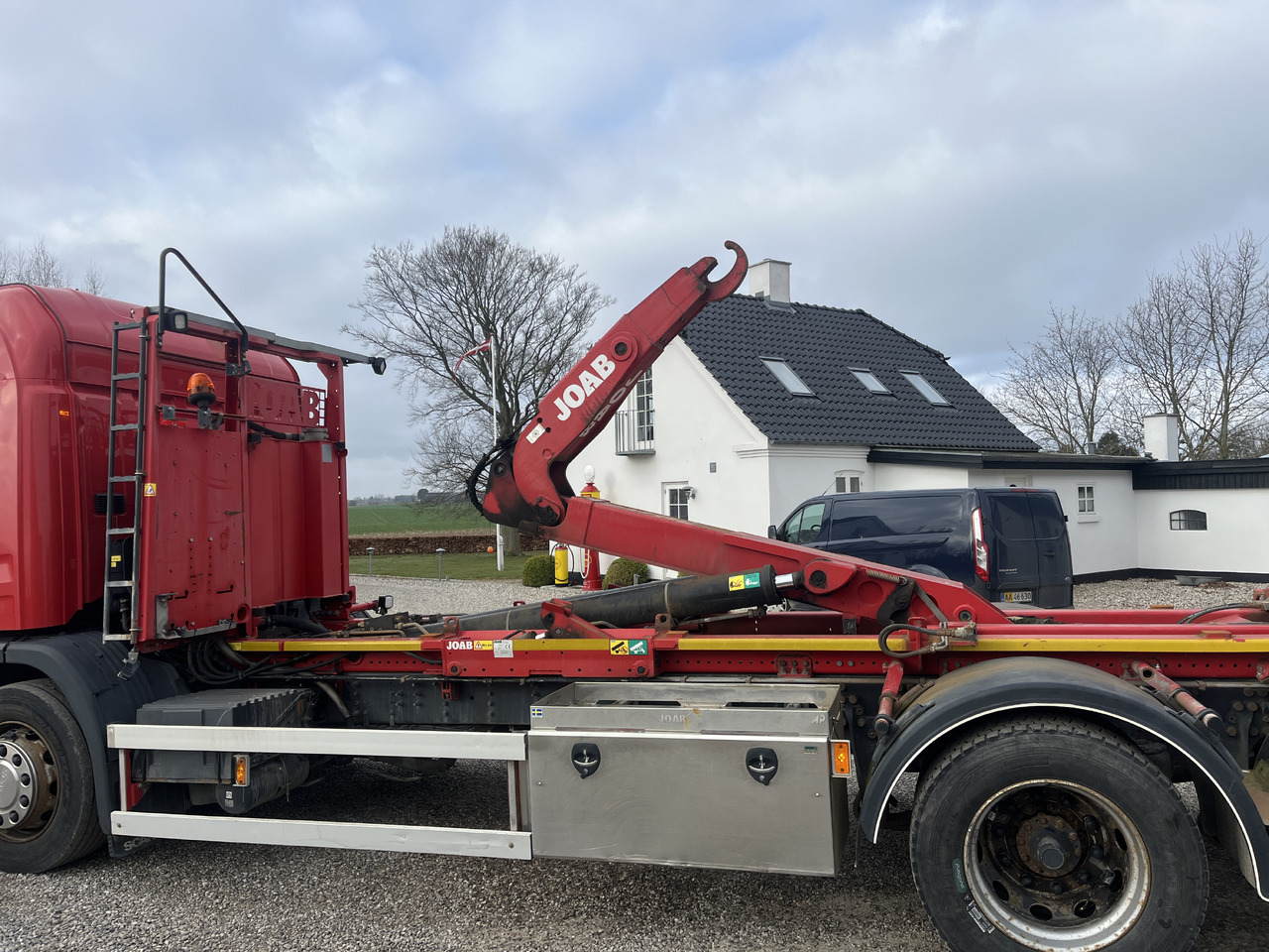 Scania P320 - Horgos rakodó teherautó: 5 kép. Scania P320 - Horgos rakodó teherautó: 5 kép.