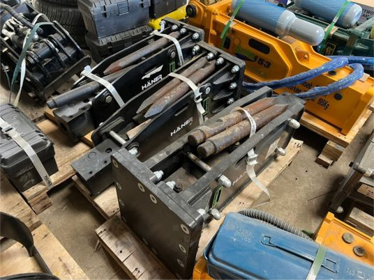 BRH pour minipelle de 1T5 à 4T - Hidraulikus törőfej: 2 kép. BRH pour minipelle de 1T5 à 4T - Hidraulikus törőfej: 2 kép.
