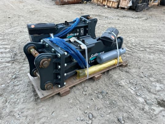 BRH pour pelle 5T à 8T - Hidraulikus törőfej: 2 kép. BRH pour pelle 5T à 8T - Hidraulikus törőfej: 2 kép.