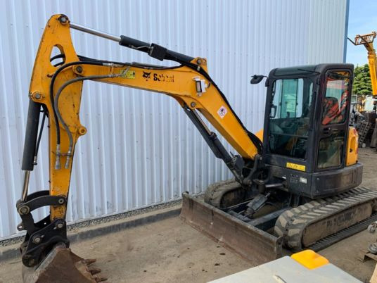 Bobcat E50 - Minikotró: 4 kép. Bobcat E50 - Minikotró: 4 kép.