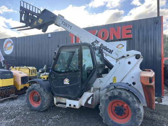 Teleszkópos rakodó Bobcat T3571 à 23500 € HT: 6 kép.