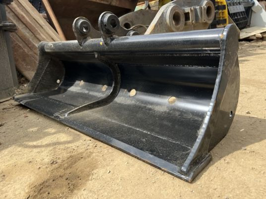 Godet de curage pour minipelle - Kanál: 1 kép. Godet de curage pour minipelle - Kanál: 1 kép.