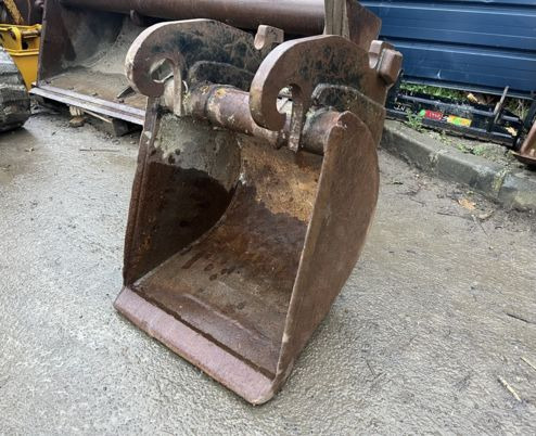 Godet de tranchée verachtert cw 20s / cw 30s - Kotró kanál: 2 kép. Godet de tranchée verachtert cw 20s / cw 30s - Kotró kanál: 2 kép.