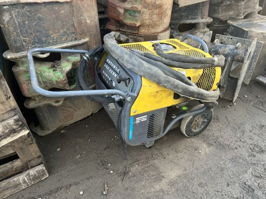 Groupe hydraulique atlas copco - Építőipari berendezések: 2 kép. Groupe hydraulique atlas copco - Építőipari berendezések: 2 kép.