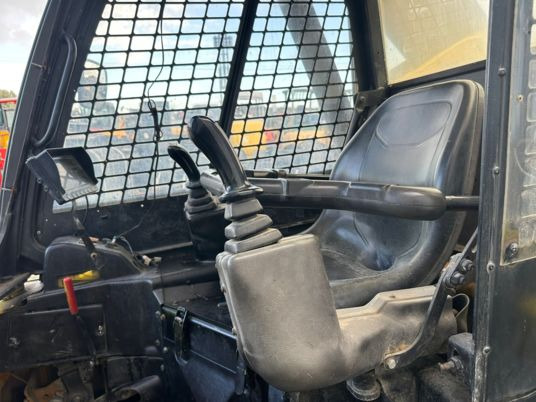 JCB Robot 190 à 22 500 € HT - Kompakt lánctalpas rakodó: 5 kép. JCB Robot 190 à 22 500 € HT - Kompakt lánctalpas rakodó: 5 kép.