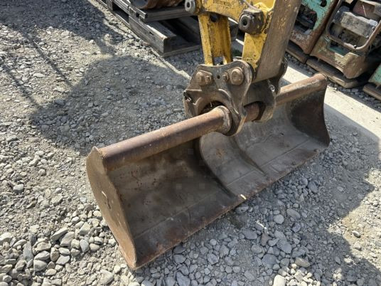 Minikotró Komatsu PC55MR-3 à 22500 Euros HT: 10 kép.