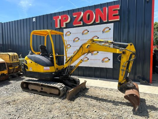 Kubota KX61-3 à 18500 € HT - Minikotró: 5 kép. Kubota KX61-3 à 18500 € HT - Minikotró: 5 kép.
