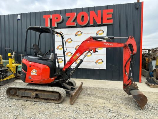 Kubota U27-4 à 20500 € HT - Minikotró: 3 kép. Kubota U27-4 à 20500 € HT - Minikotró: 3 kép.