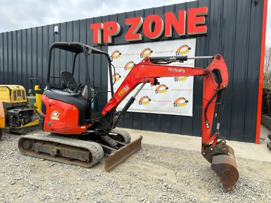 Minikotró Kubota U27-4 à 20500 € HT: 7 kép.