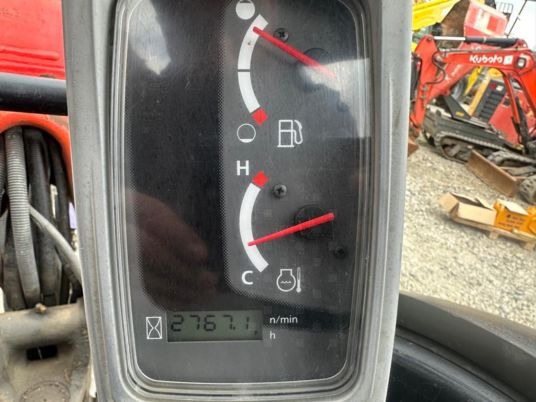 Minikotró Kubota U27-4 à 20500 € HT: 10 kép.