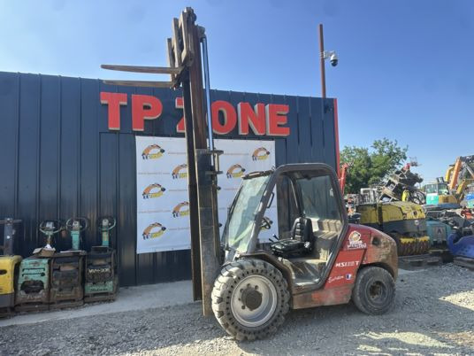 Manitou MSI35T à 12500 € HT - Dízel targonca: 4 kép. Manitou MSI35T à 12500 € HT - Dízel targonca: 4 kép.