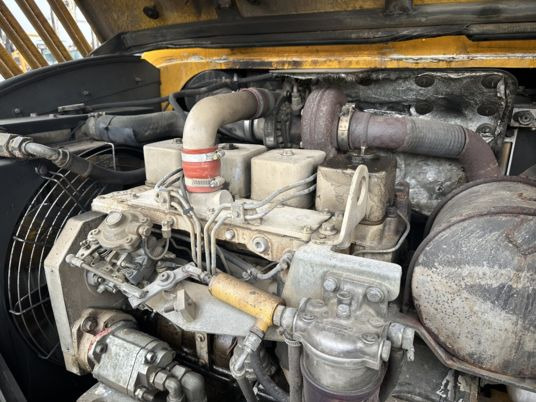Mecalac 12MXT à 14900 Euros HT - Gumikerekes kotró: 5 kép. Mecalac 12MXT à 14900 Euros HT - Gumikerekes kotró: 5 kép.