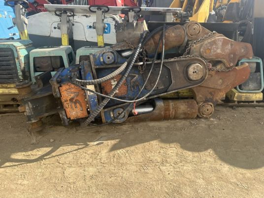 Pince de Demolition trevibenne pour pelle de 20T à 35T - Roppantó olló: 5 kép. Pince de Demolition trevibenne pour pelle de 20T à 35T - Roppantó olló: 5 kép.