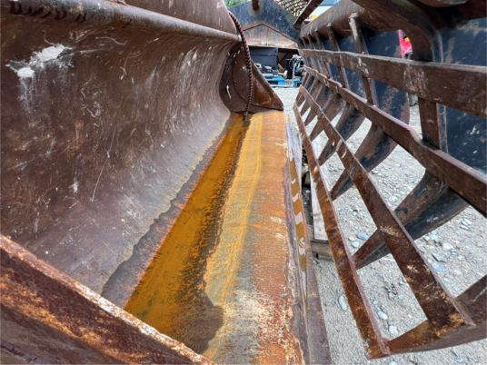 Riman GH 824 TP - Teleszkópos rakodó: 4 kép. Riman GH 824 TP - Teleszkópos rakodó: 4 kép.